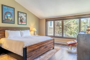 Apartment (3 Bedrooms) | Exterior - Pines #2157 (Keystone)