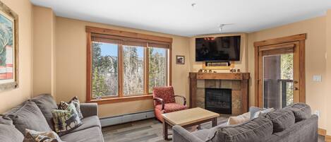 Apartment (2 Bedrooms) | Front of property