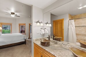 Apartment (2 Bedrooms) | Exterior