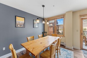 Exterior - Silver Mill #8251 (Keystone)