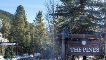 Apartment (2 Bedrooms) | Exterior