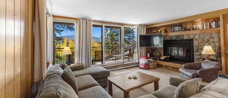 Apartment (2 Bedrooms) | Front of property