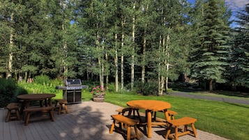 Apartment (2 Bedrooms) | Exterior