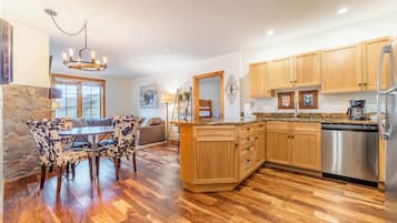 Apartment (2 Bedrooms) | Front of property