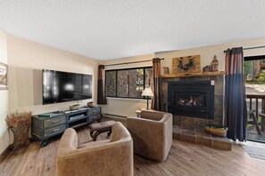 Apartment (2 Bedrooms) | Exterior