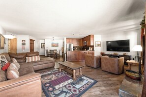 Apartment (2 Bedrooms) | Exterior
