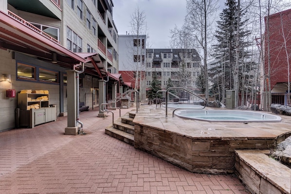 Apartment (1 Bedroom) | Exterior