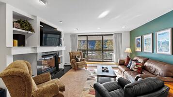 Condo (1 Bedroom) | Servicio de la propiedad