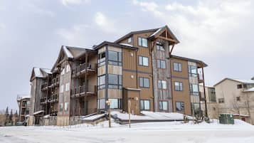 Apartment (2 Bedrooms) | Exterior