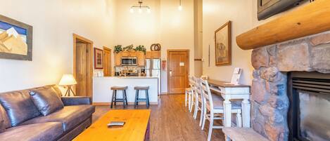 Apartment (2 Bedrooms) | Front of property