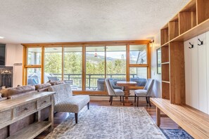 Apartment (3 Bedrooms) | Exterior