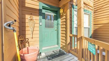 Villa (3 Bedrooms) | Property amenity
