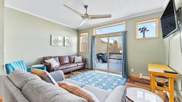 Vila (3 Bedrooms) | Bagian depan properti