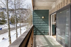 아파트 (2 Bedrooms) | 외관