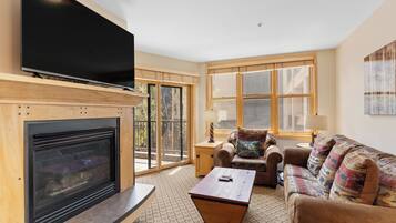 Condo (1 Bedroom) | Property amenity