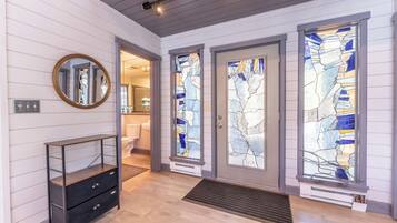 Rumah (5 Bedrooms) | Eksterior