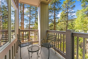 Condo (2 Bedrooms) | Property amenity - Es8568-2 (Keystone)