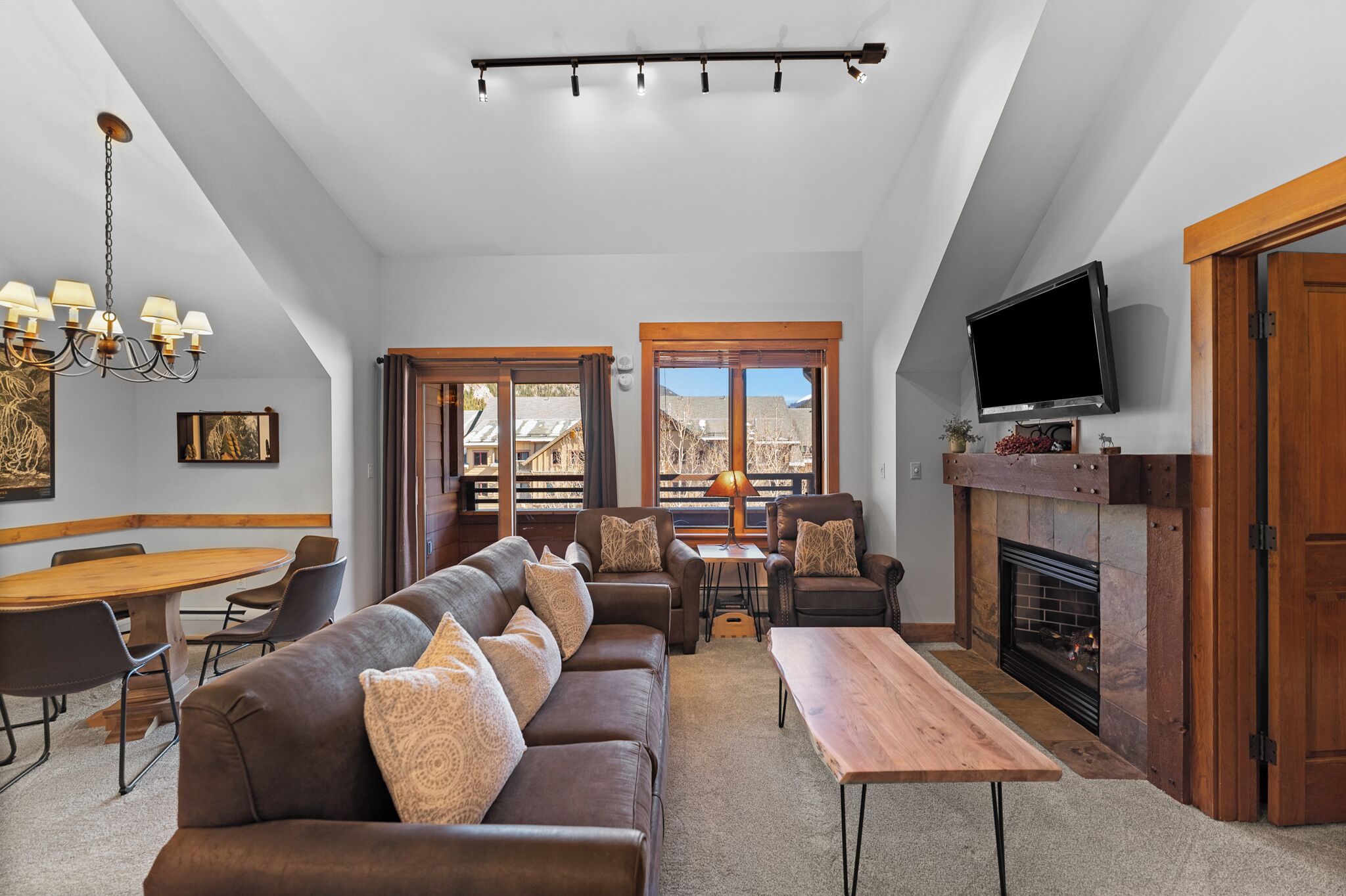 Apartment (2 Bedrooms) | Front of property