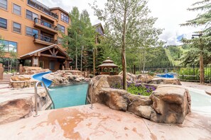 Apartment (2 Bedrooms) | Exterior