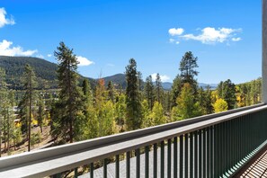 Apartment (2 Bedrooms) | Exterior - Saints John #2520 (Keystone)