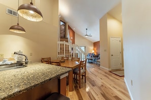 Apartment (2 Bedrooms) | Exterior