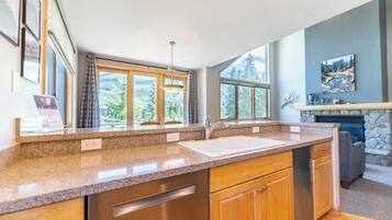 Villa (3 Bedrooms) | Exterior