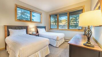 Villa (3 Bedrooms) | Property amenity