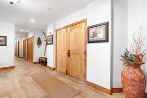 Appartement (4 Bedrooms) | Extérieur