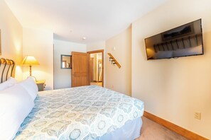 Exterior - Expedition Station #8581 (Keystone)