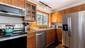 Villa (4 Bedrooms) | Exterior