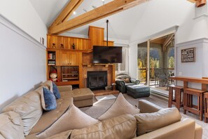 Exterior - Soda Springs #1907 : 2 (Keystone)