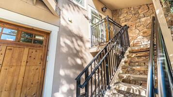 Villa (3 Bedrooms) | Exterior