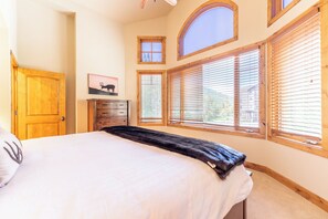 Villa (3 Bedrooms) | Property amenity