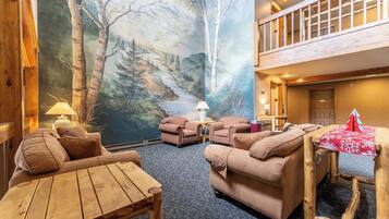 Condo (3 Bedrooms) | Property amenity