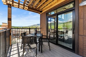 Apartment (2 Bedrooms) | Exterior - Skywalk Flats #305e : 2 (Silverthorne)