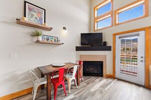 Condo (2 Bedrooms) | Comodidades da propriedade