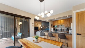 Condo (1 Bedroom) | Property amenity - Lc307ad1 (Dillon)