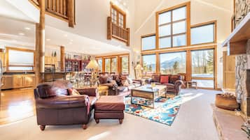 House (3 Bedrooms) | Front of property