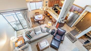 Condo (1 Bedroom) | Property amenity