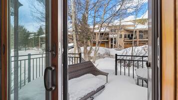 Villa (4 Bedrooms) | Exteriör