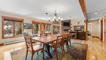 Studio (4 Bedrooms) | Property amenity