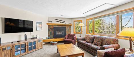 Apartment (2 Bedrooms) | Front of property