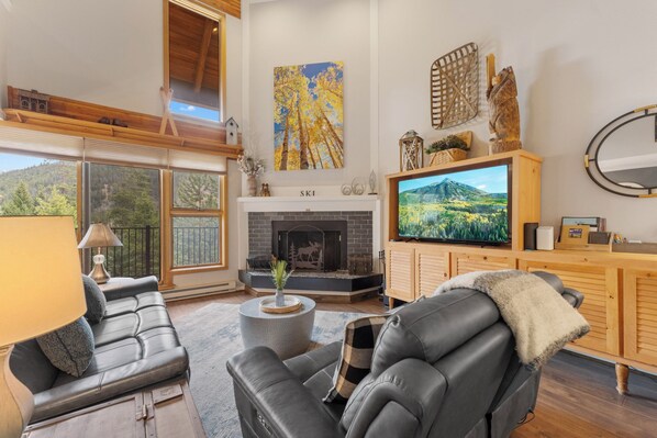 Apartment (2 Bedrooms) | Front of property