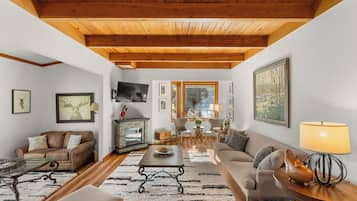 Villa (3 Bedrooms) | Front of property