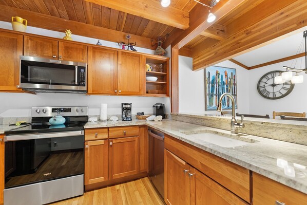 Exterior - Tennis Townhome #1327 : 2, 225 (Keystone)