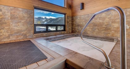 Tennis Townhome #1327 : 2, 225