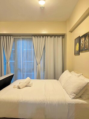 Estudio Deluxe, vistas a la ciudad | Wifi gratis y ropa de cama