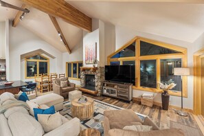 House (4 Bedrooms) | Exterior - 341 Black Hawk Circle (Silverthorne)
