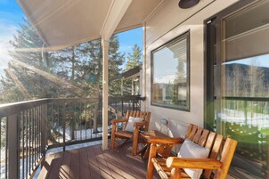 Íbúð (2 Bedrooms) | Fyrir utan