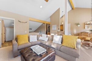 Íbúð (2 Bedrooms) | Fyrir utan